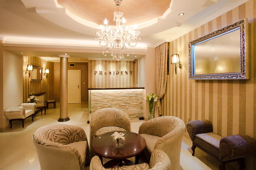 Garni Hotel President De Luxe Kragujevac Exterior foto