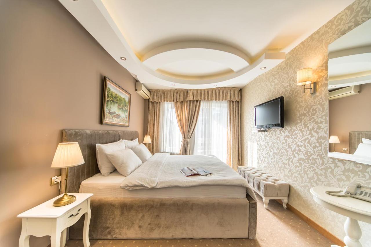 Garni Hotel President De Luxe Kragujevac Exterior foto